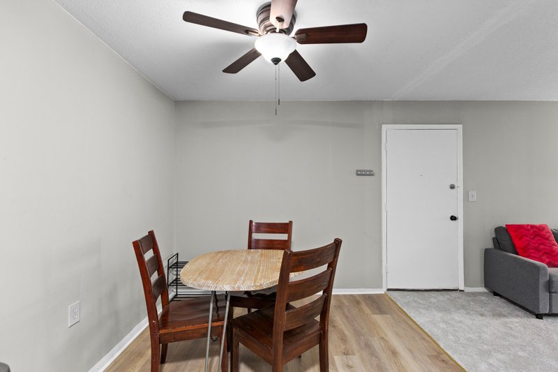 2250 Sunderland Road #23B-19.jpg