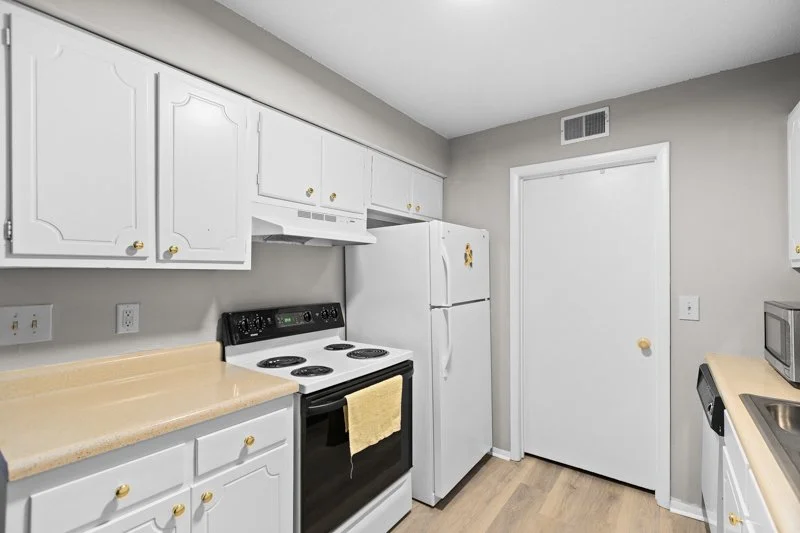 2250 Sunderland Road #23B-22.jpg