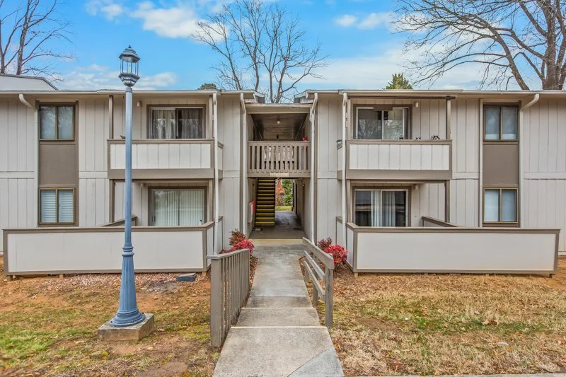 2250 Sunderland Road #29B-11.jpg