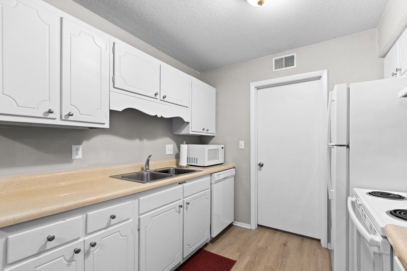 2250 Sunderland Road #29B-22.jpg