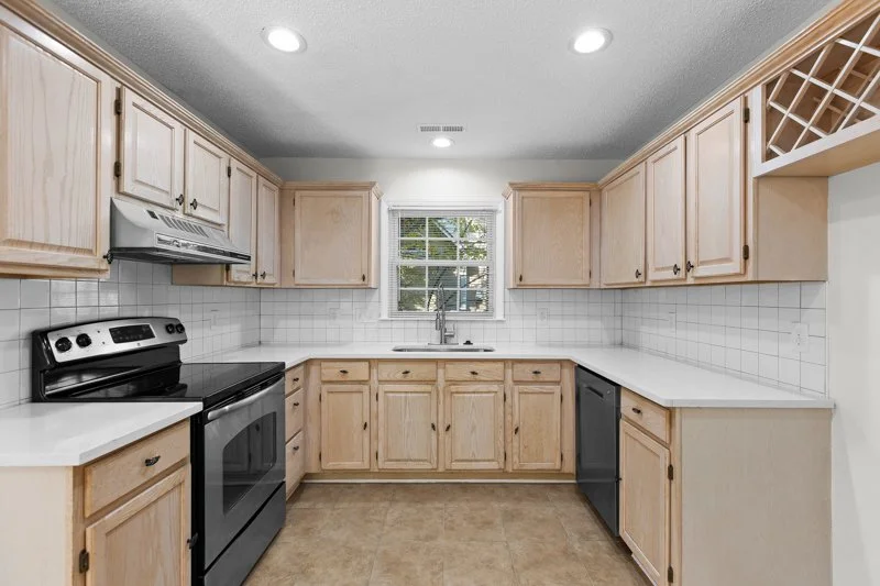 5706 Watercrest Drive-12.jpg