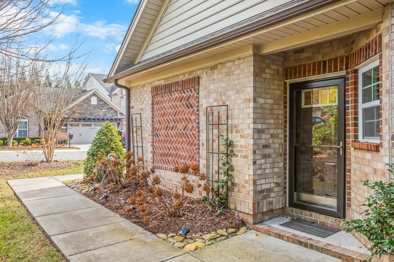 1183 Heritage Path Lane-4.jpg