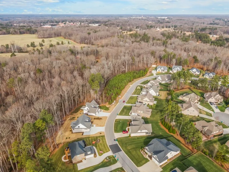 A 429 Wentworth Drive-14.jpg