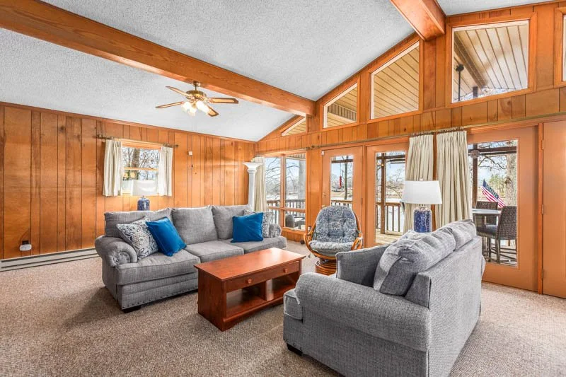 490 Riverwood Drive-4.jpg