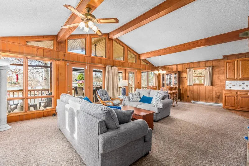 490 Riverwood Drive-5.jpg