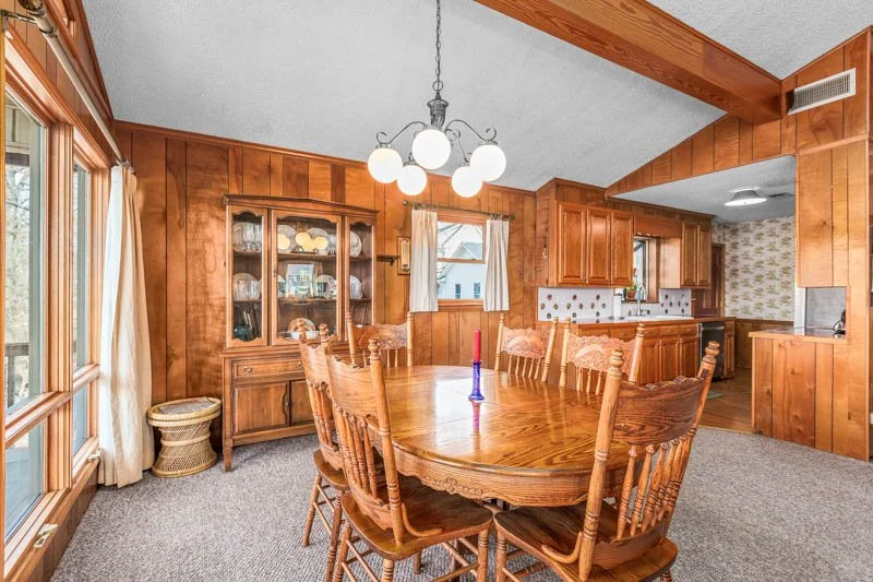 490 Riverwood Drive-7.jpg