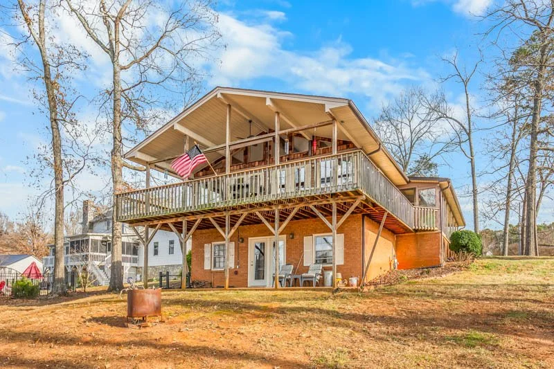 490 Riverwood Drive-32.jpg