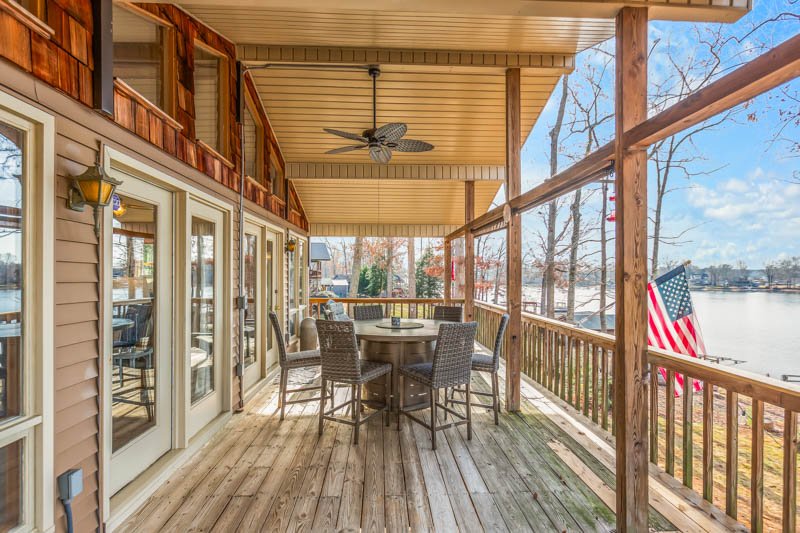 490 Riverwood Drive-39.jpg