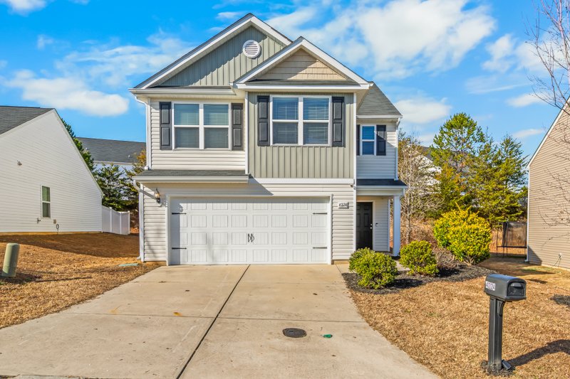 4224 Piedmont Farms Way-3.jpg