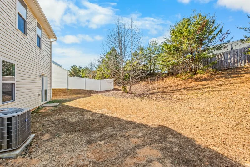 4224 Piedmont Farms Way-32.jpg