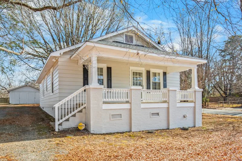 2619 Pinecroft Road-2.jpg