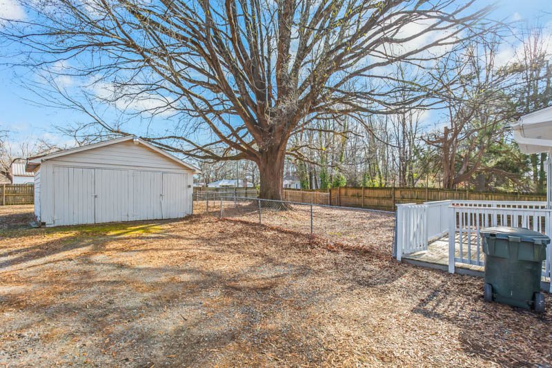 2619 Pinecroft Road-27.jpg