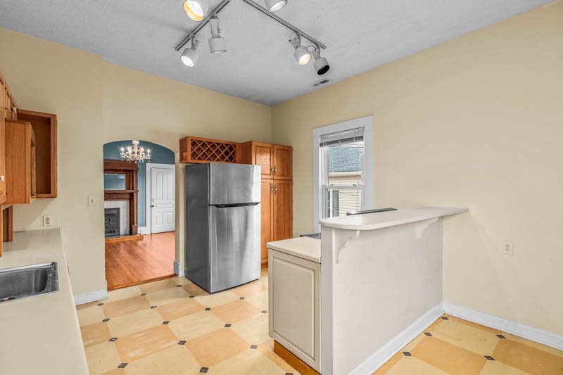 1721 South Main Street-15.jpg