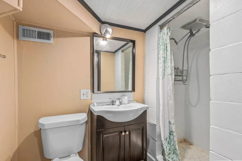 1721 South Main Street-30.jpg