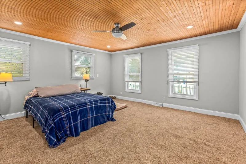 1843 Thompson Drive-17.jpg