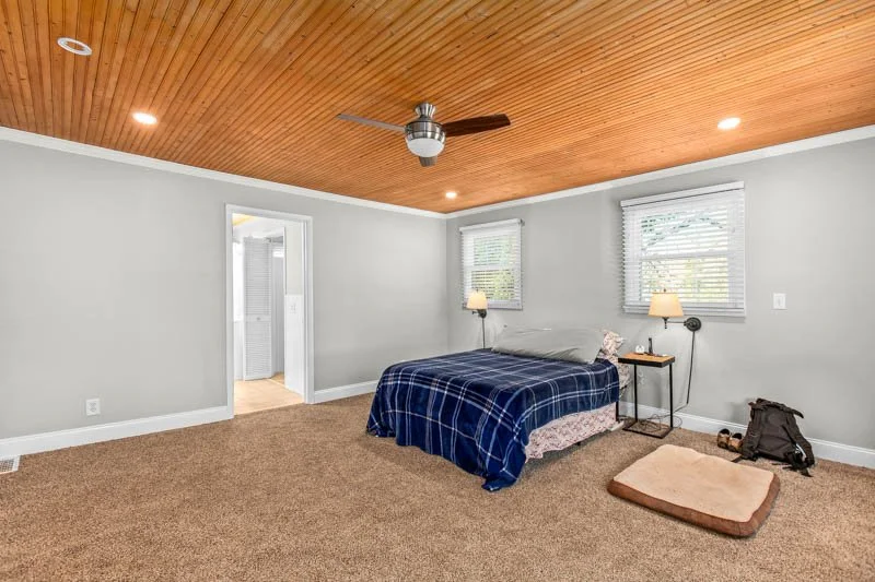 1843 Thompson Drive-18.jpg