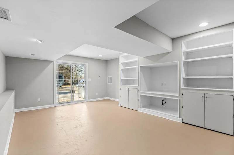 1843 Thompson Drive-28.jpg