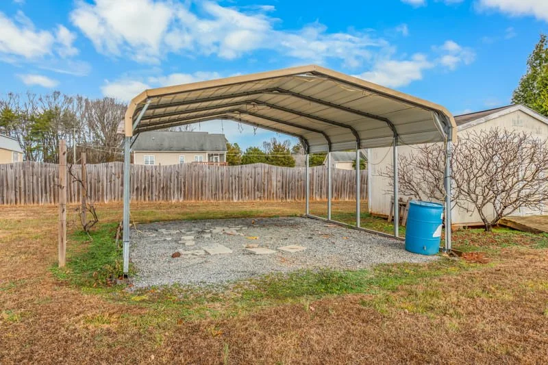 2829 East Old US 421 Highway-28.jpg