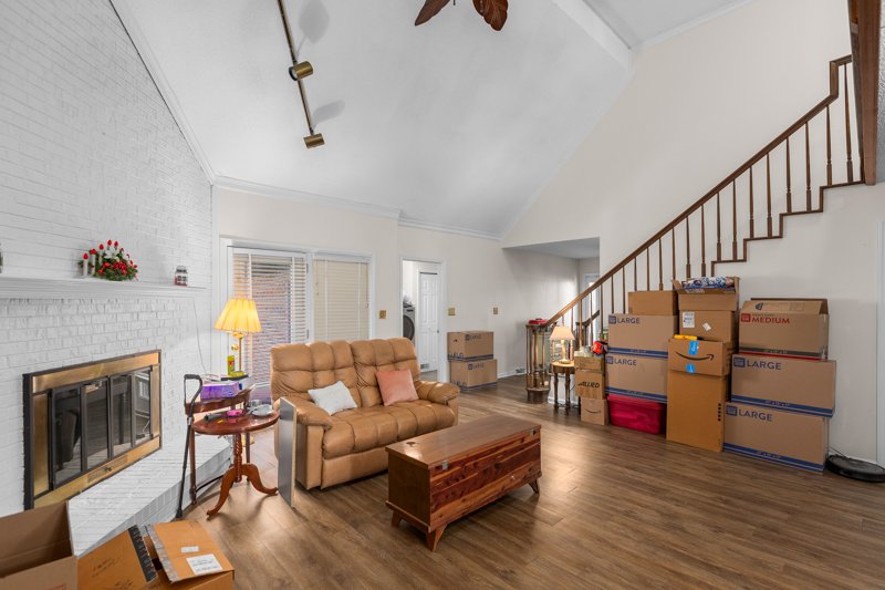 2016 Candelar Drive-9.jpg