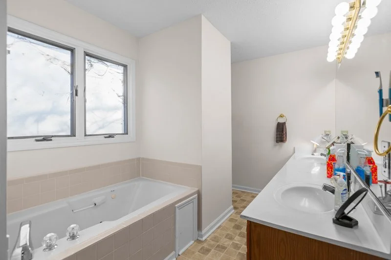 2016 Candelar Drive-22.jpg