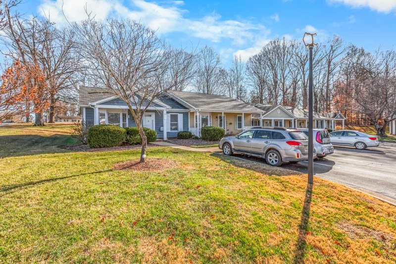 4201 Edith Lane, Unit 101-2.jpg