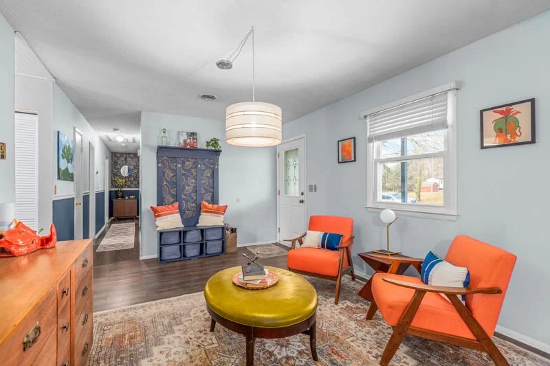 303 Pin Oak Drive-8.jpg