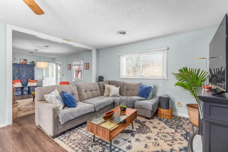 303 Pin Oak Drive-11.jpg