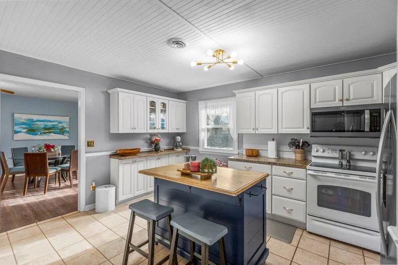 303 Pin Oak Drive-15.jpg