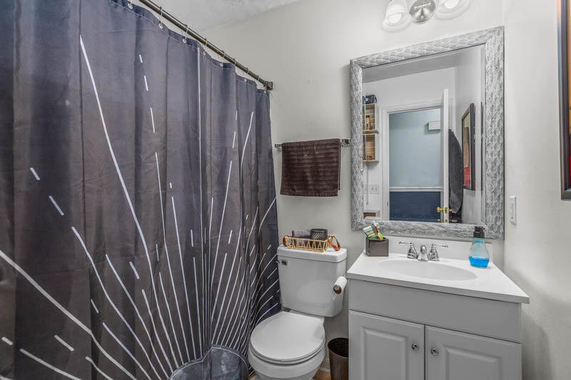 303 Pin Oak Drive-23.jpg