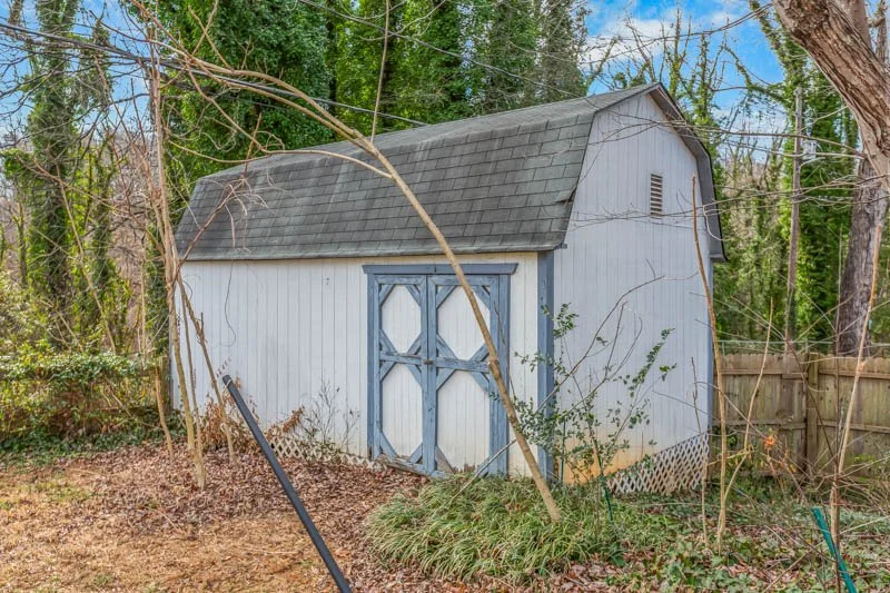 303 Pin Oak Drive-37.jpg