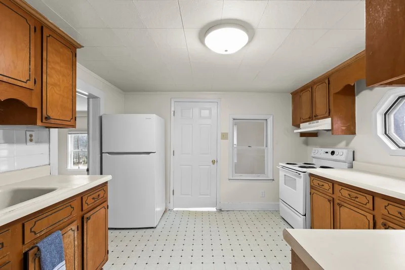 8290 Lake Ridge Drive-10.jpg