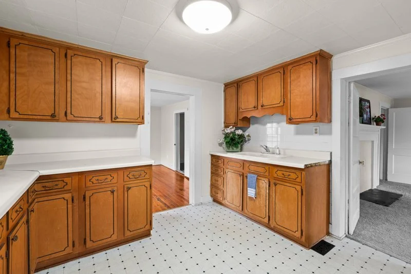 8290 Lake Ridge Drive-12.jpg