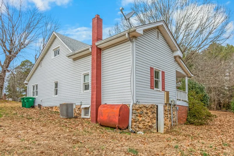 8290 Lake Ridge Drive-27.jpg