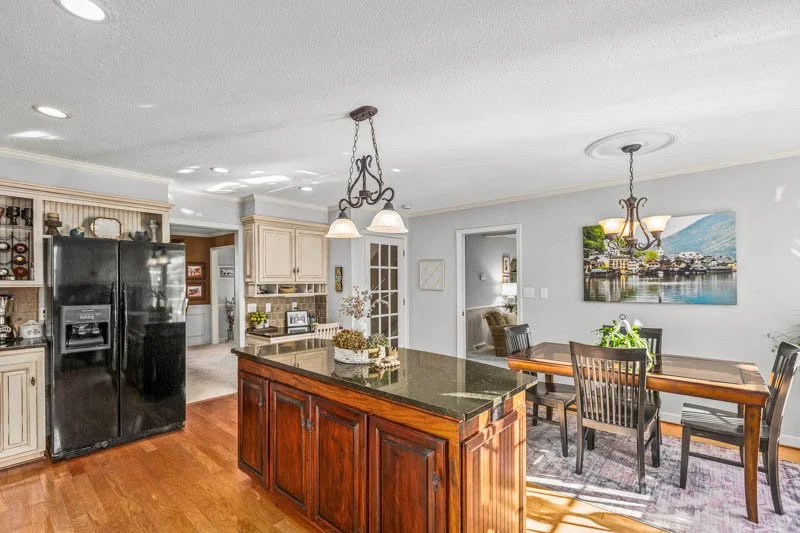 7020 Stancliff Court-10.jpg