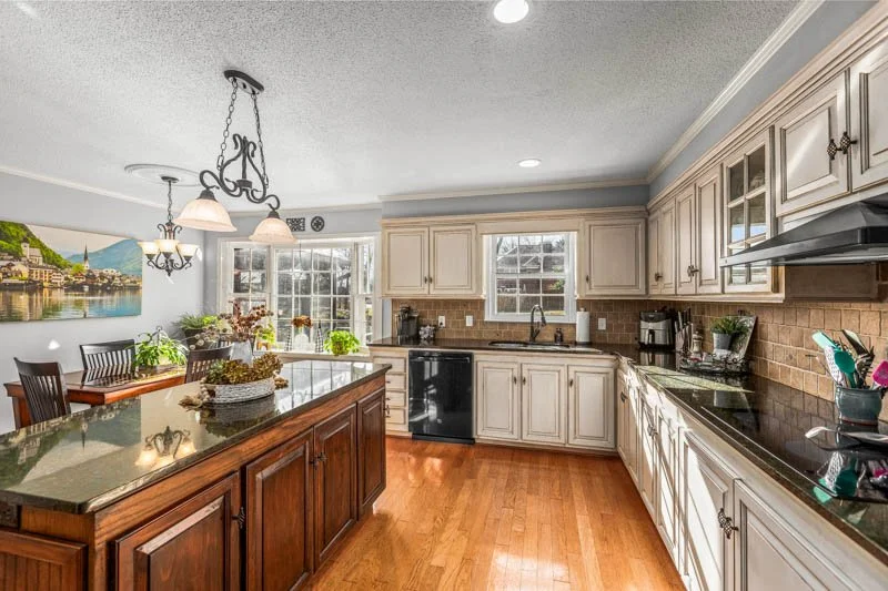 7020 Stancliff Court-11.jpg