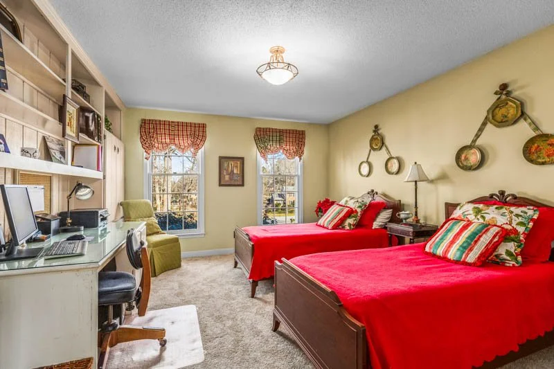 7020 Stancliff Court-17.jpg