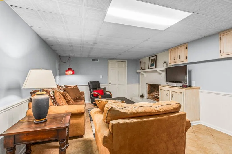 7020 Stancliff Court-33.jpg