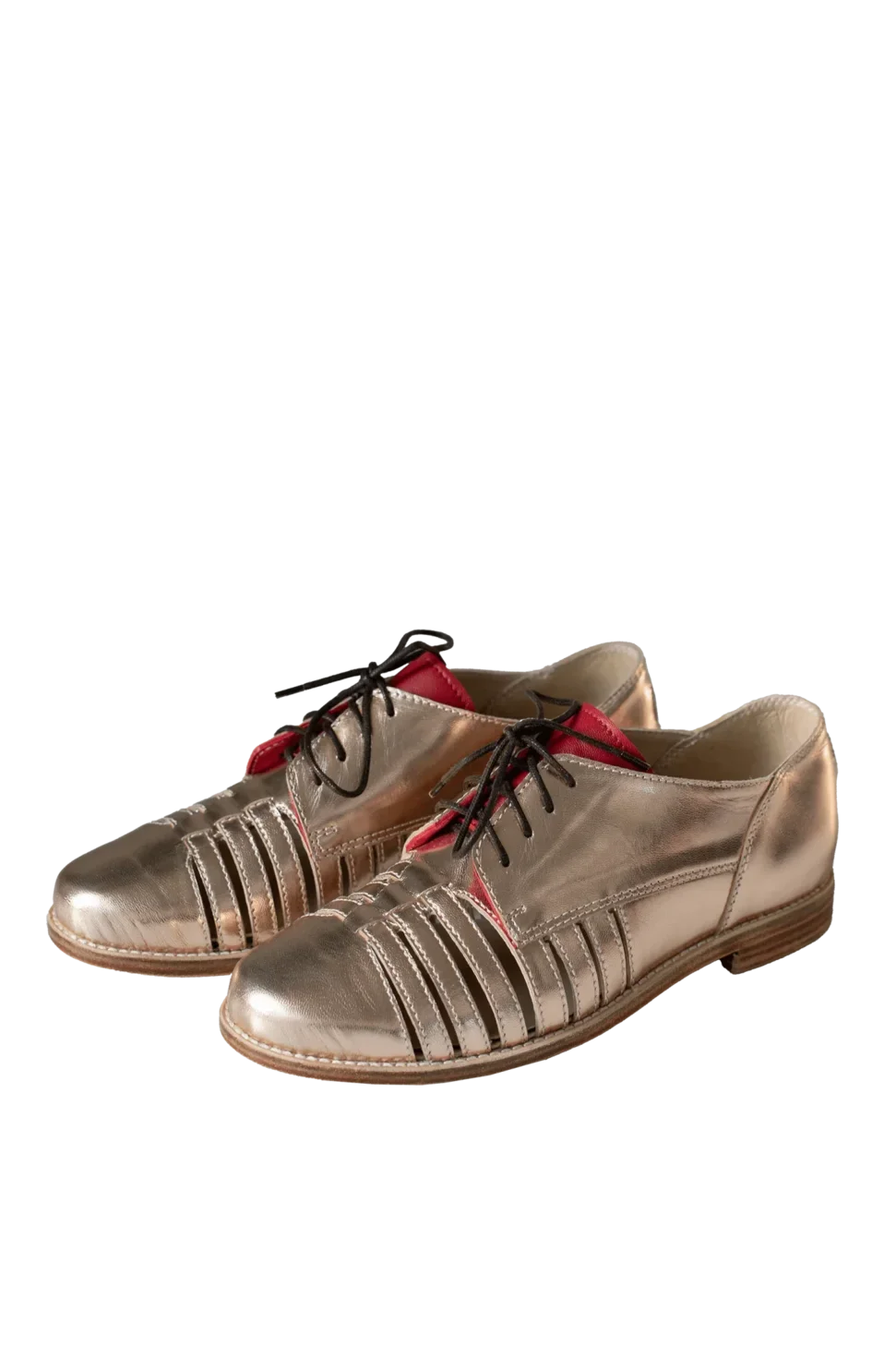 shoes1-1-1365x2048.png.webp