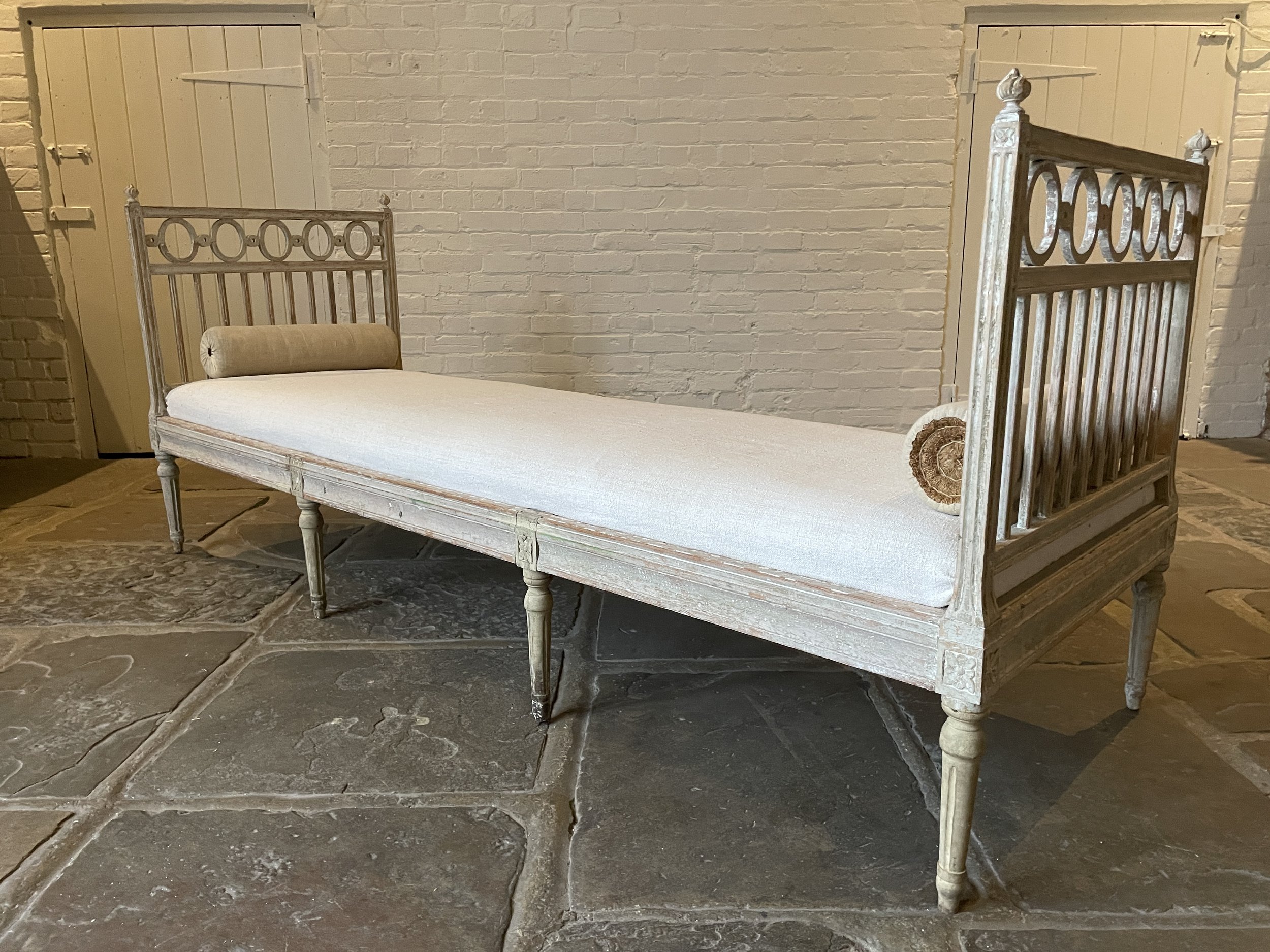 Gustavian 18th Century Sofa - £3,350