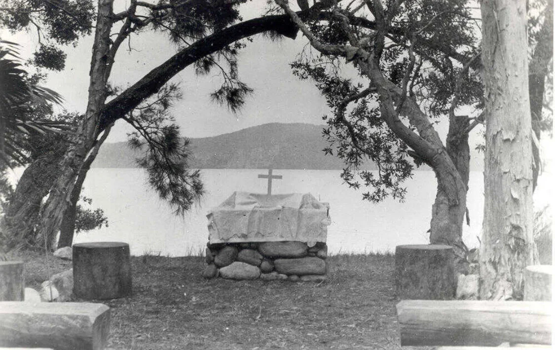 photographic-print-tiona-reunion-ground-green-cathedral-tuncurry-n-s-w-australia-ca-1950_orig.jpg