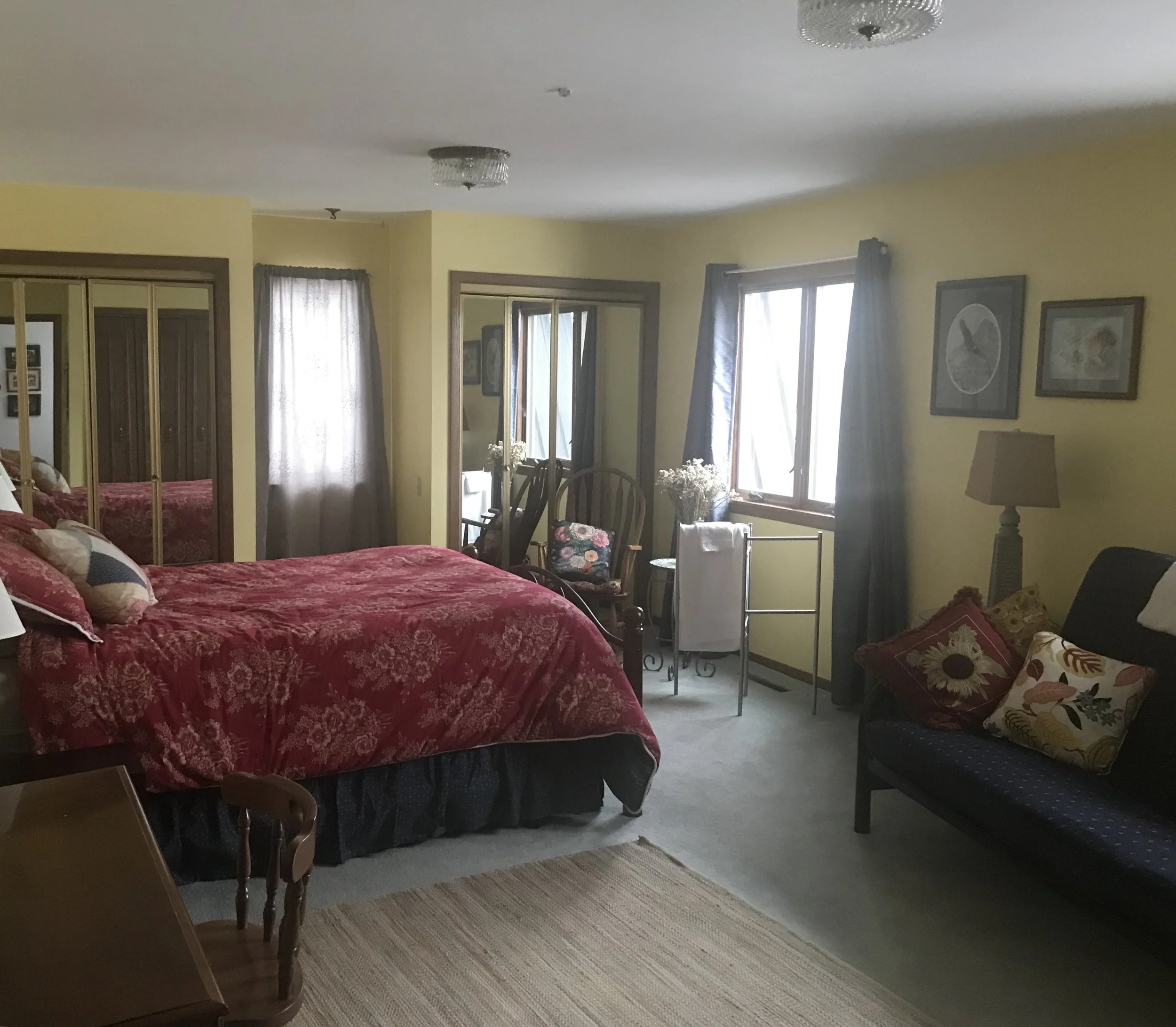 Sunflower Room