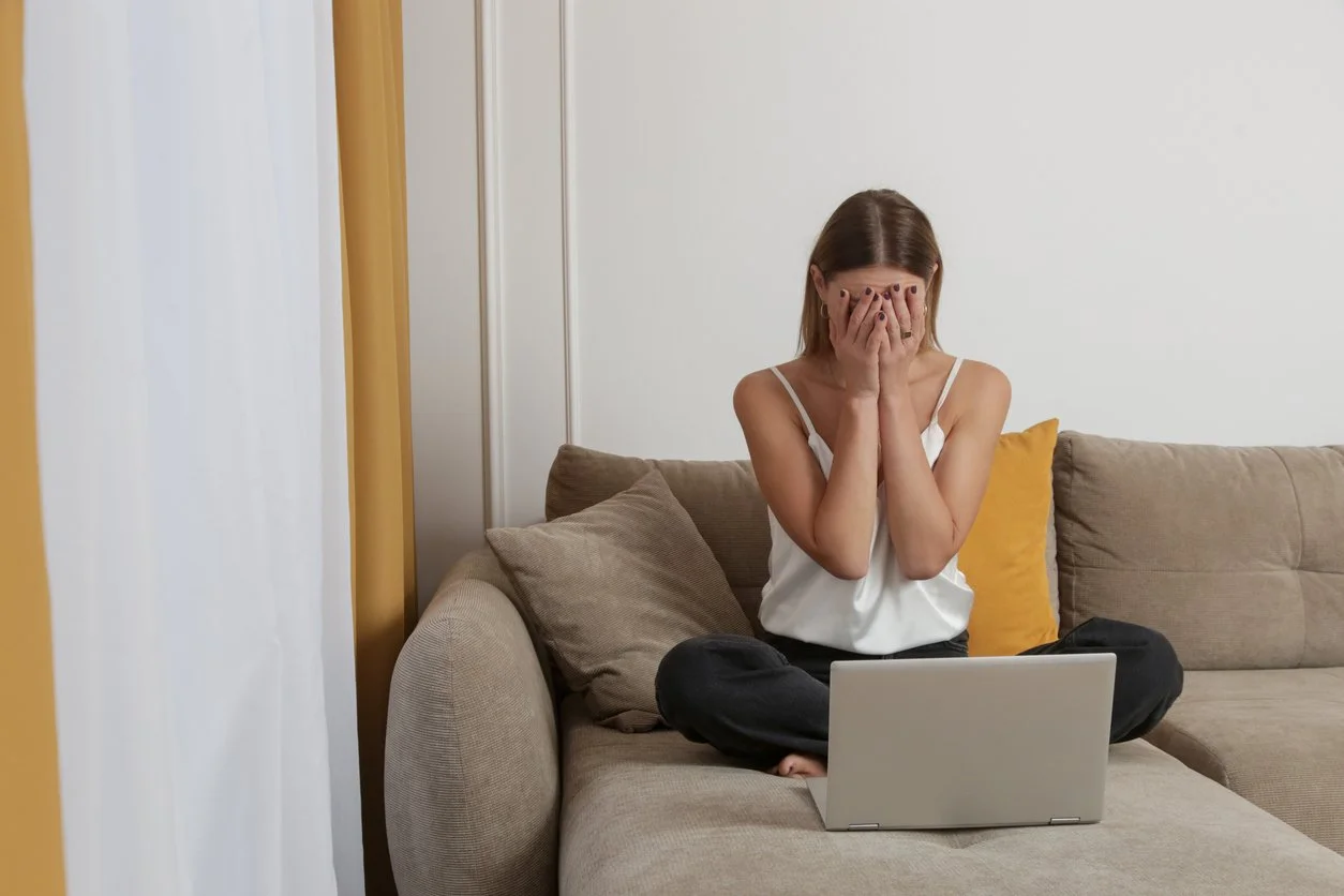 Why High-Performing Women Still Feel Overwhelmed (Even When Everything Looks Fine)