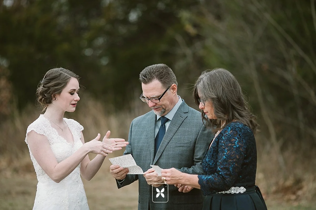 jesse_cori_northwest_arkansas_wedding_photography_Kindred_Barn_0034.jpg