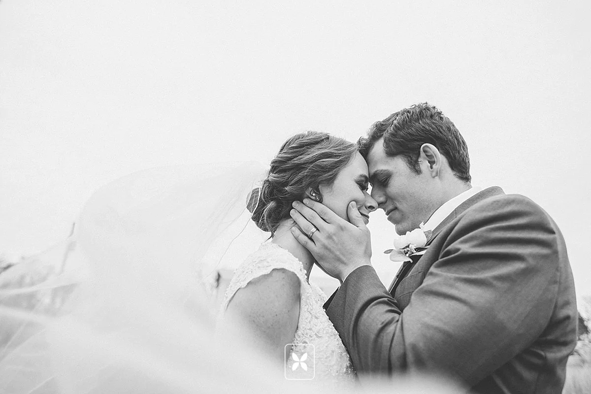 jesse_cori_northwest_arkansas_wedding_photography_Kindred_Barn_0078.jpg