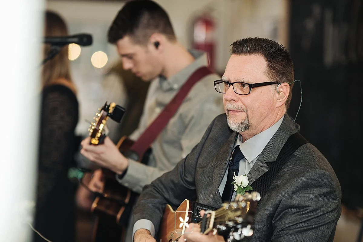 jesse_cori_northwest_arkansas_wedding_photography_Kindred_Barn_0086.jpg