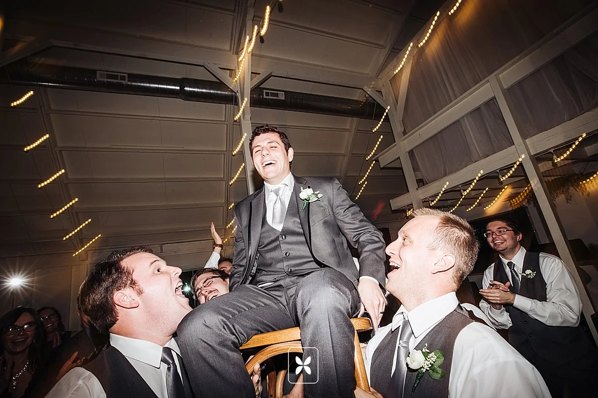 jesse_cori_northwest_arkansas_wedding_photography_Kindred_Barn_0103.jpg