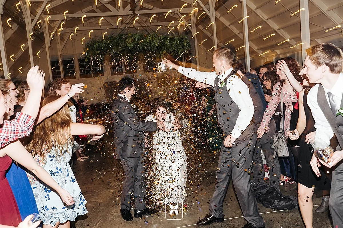 jesse_cori_northwest_arkansas_wedding_photography_Kindred_Barn_0115.jpg