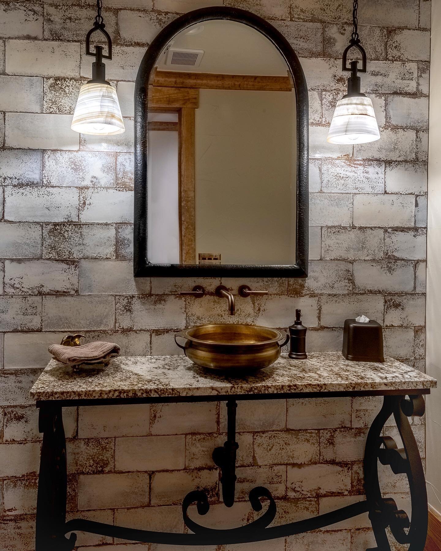 Custom Powder Bath with fun tile work, custom steel sink base and lights sets a great tone for entertaining.
.
.
.
#styleinspo #style #styleinspiration #styleoftheday #luxuryinteriors #homeinspo #homeinspiration #bathroomdesign #trendingnow #stylelif