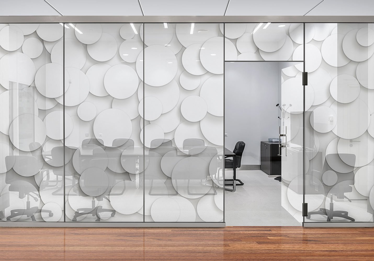 G6-04-06-Encircle_Window-Film_ROOM.jpg