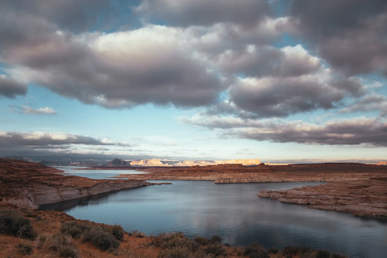 lakepowell.jpg